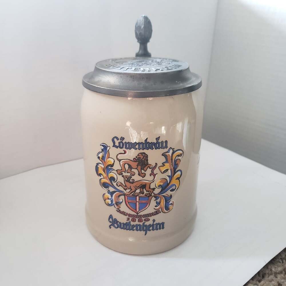 Vtg RARE Lowenbrau Munchen  Beer Stoneware Stein~Made In Germany